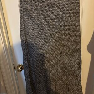 Elegant Ivory/Black Plaid Women's Skirt
